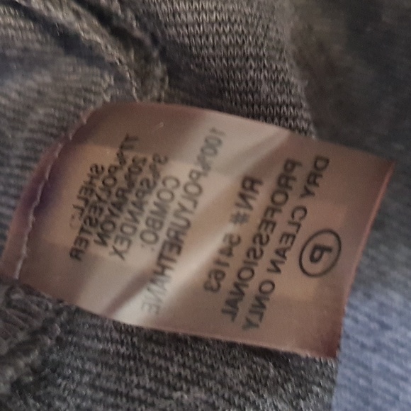 Calvin Klein Skirt🔴 - Picture 6 of 8